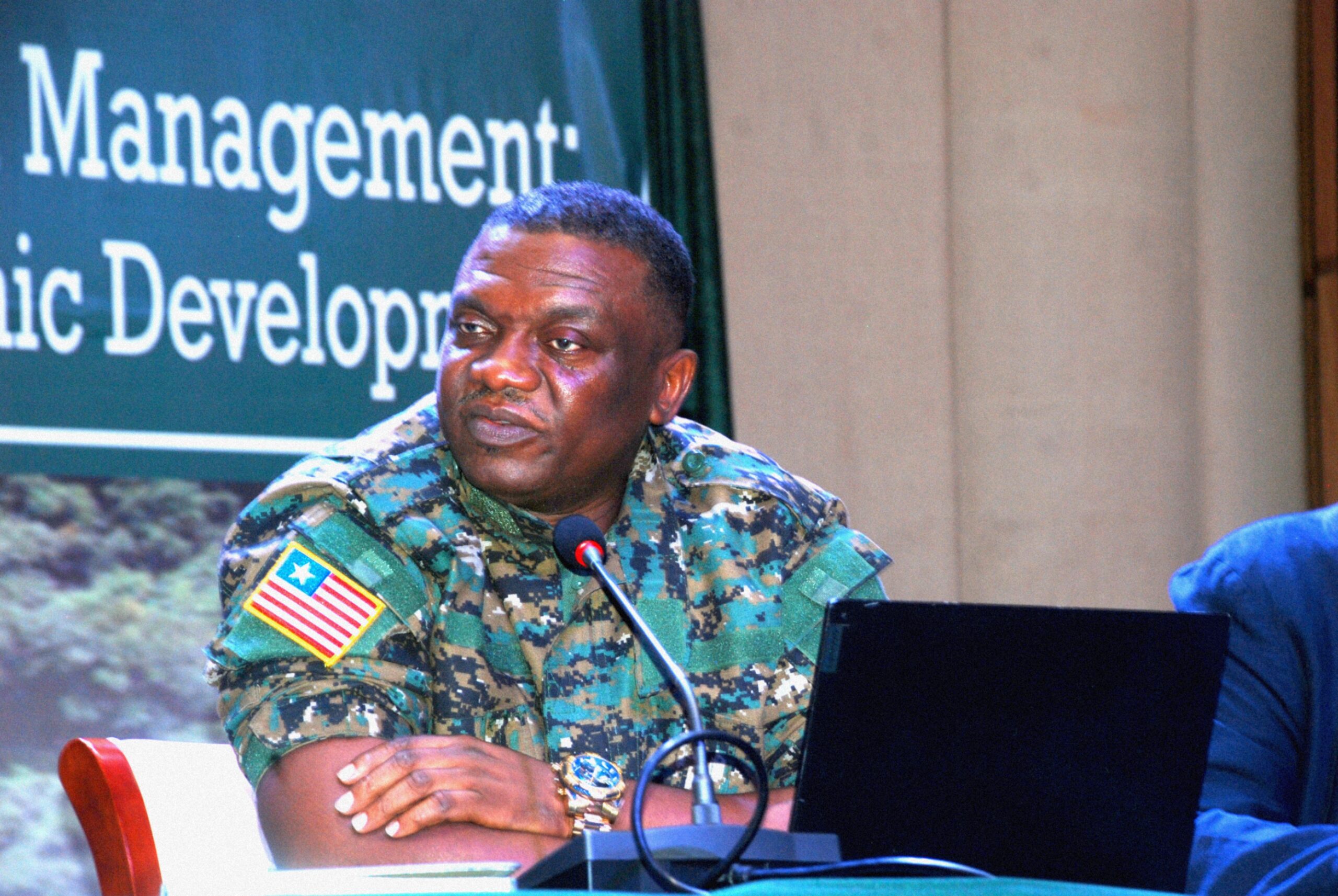 Picsart_23-03-17_22-52-27-461