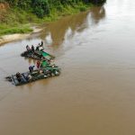 Government Permits Dredging Despite Pollution Woes